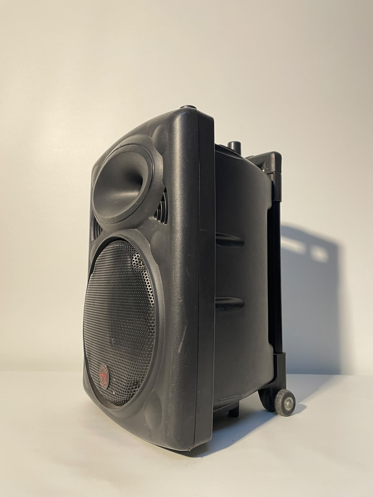 Aerons 8A Powered Speaker